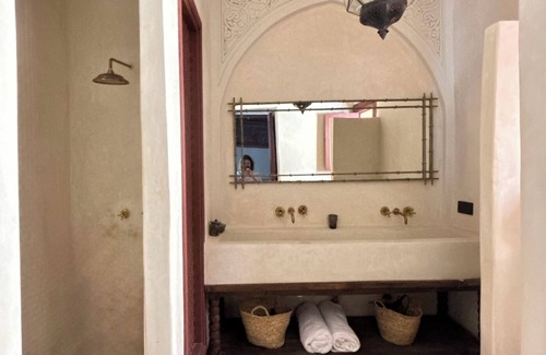 Sidi Bou Amar House | Private authentic medina riad, Dar el Bacha 4 bedrooms 4 bathrooms 2 terraces