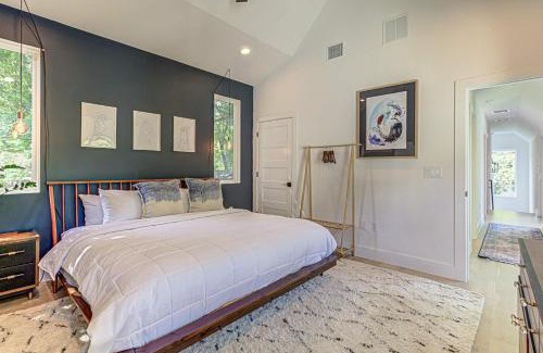 Govalle House | Private Backyard Short & Long Stays in East ATX