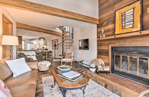 Wildernest Apartment | Inviting Silverthorne Condo with Balcony, Pool & Spa Access