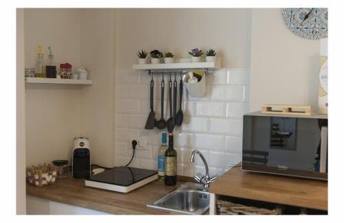 Spisone Apartment | Scenic Taormina Oceanfront Apartment with 10/10 Rating