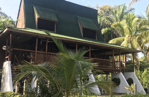 San Onofre Villa | Beachfront Escape with Kayaks, Chef & Wifi in Cartagena