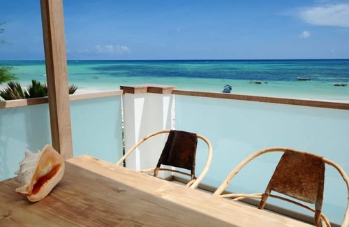 Kiwengwa Apartment | Seaside Retreat with Private Beachfront Terrace Mbili