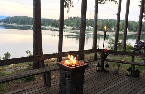 Olympia Cottage | Beachfront Cottage on Puget Sound with Pool & Ocean Views