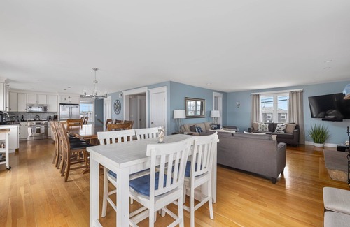 Matunuck House | Idyllic Retreat with Private Beach & Breathtaking Views