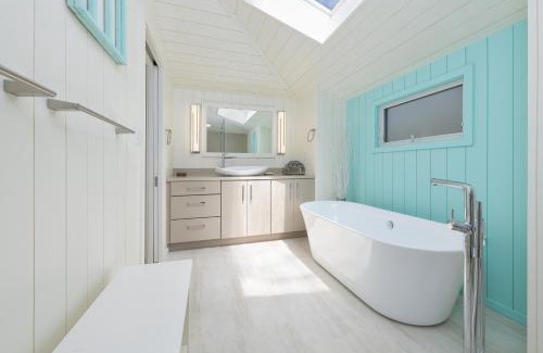 Covert House | Experience a Private Beach Oasis with Oceanfront Views