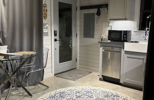 Wimberley Cottage | Idyllic Private Casita Near Wimberley Square with Kitchen