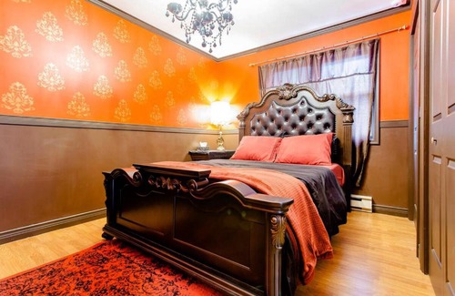 Lower Sackville House | Cozy Private Bedrooms with Free Parking for Families