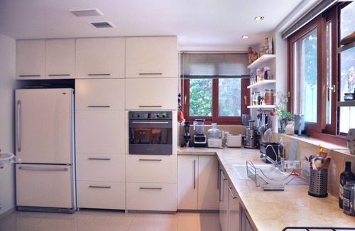 Giv'atayim Villa | Private Boutique Villa with Backyard Near TLV Center