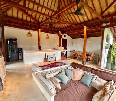 Cemagi Hotel | Relax at House of Light Seseh: Pet-Friendly Bungalow
