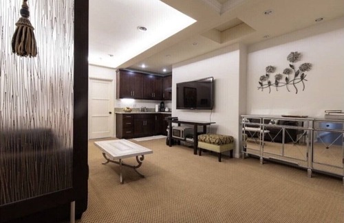 Pasadena House | Private Bungalow at 5 Stars Resort – Rated 10/10 by Guests