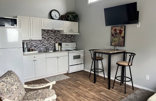 Okanagan-Similkameen House | Cozy Bungalow Retreat in the West Hills Above Osoyoos