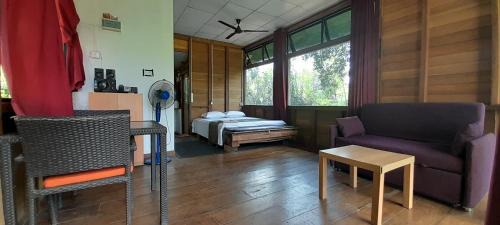 Sigiriya Apartment | Serene Private Cabin with Kitchen & Guest Rated 10/10