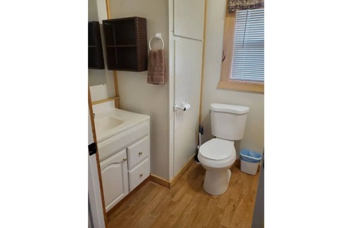 Noxon House | Idyllic Cabin Retreat at Noxon Creekside Motel