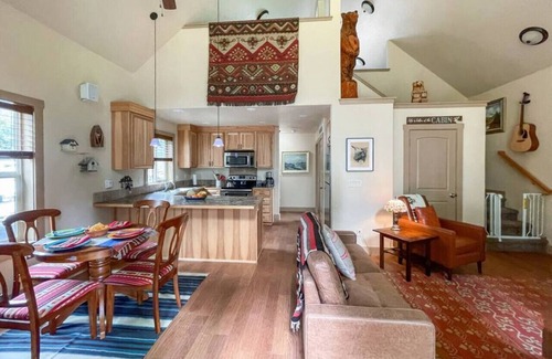 Tamarack Resort Cabin | Cozy Cabin Retreat at the Foot of the Mountain - 9.6/10