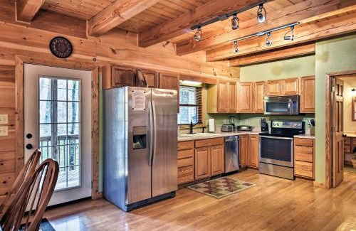 Deep Gap House | Cozy Cabin Retreat with Hot Tub Near Boone - 9.5/10 Rated