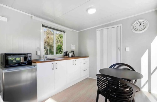 Paraparaumu Ski Chalet | Private Cabin Retreat