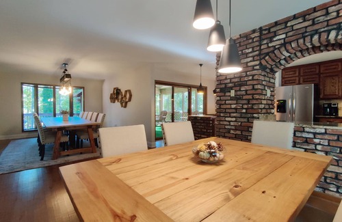 Marietta Cabin | Exclusive Cabin Retreat with Sauna & Pool - Top Rated Stay