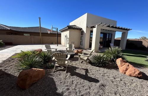 Alamogordo Apartment | Cozy Casita: Ideal for TDY with Kitchen & Pet-Friendly Options