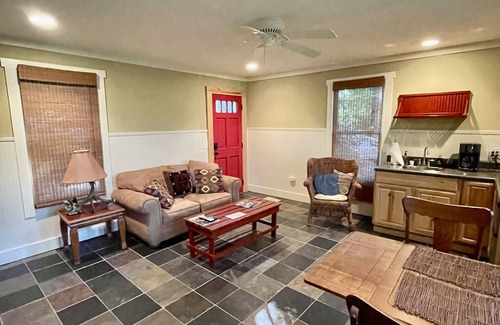 Pisgah Forest Cabin | Cozy Mountainside Cabin Near Pisgah National Forest - 10/10