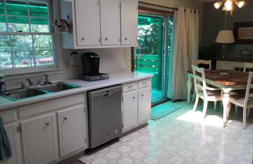Tucker House | Stylish Retreat in Tucker with Spa and Hot Tub Access