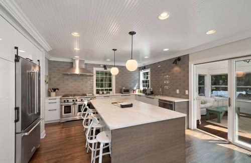 Harbert House | Exceptional Cherry Beach Pool House with Heated Pool & Spa