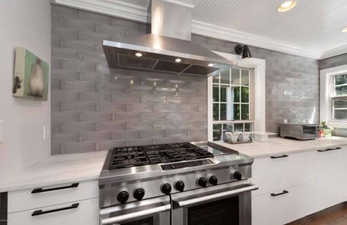 Harbert House | Exceptional Cherry Beach Pool House with Heated Pool & Spa