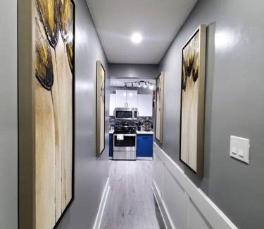 North Central Edmonton Apartment | Comfortable Full House Near Royal Alexandra Hospital