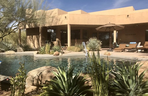 North Scottsdale House | Exceptional Private Contemporary Adobe with Resort-Style Pool