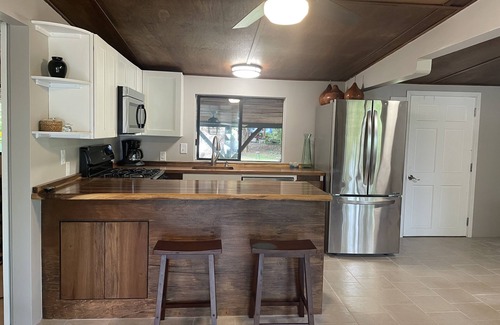 Honalo Cottage | Idyllic Cottage Overlooking Kona Coffee Farms & Ocean Views