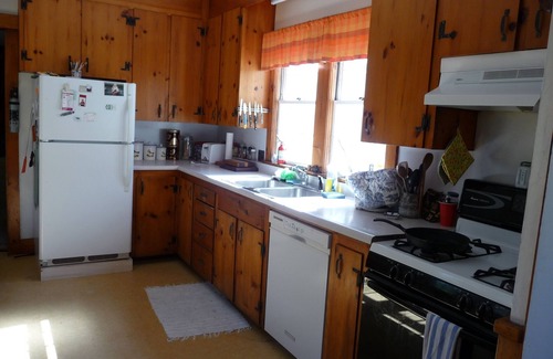 Sebascodegan Island Cottage | Cozy Cottage in Cundy's Harbor - Steps from the Ocean