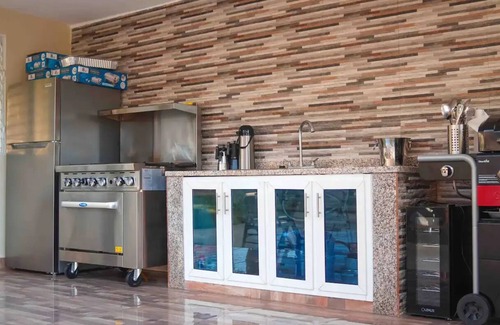 La Caleta Cottage | Spacious Private Cottage in Boca Chica for 15 Guests