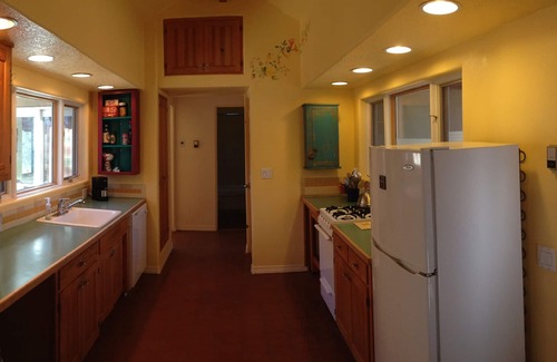 Jemez Springs Cottage | Idyllic Cottage by the Jemez River - Guest Rated 9.8
