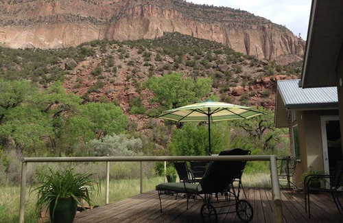Jemez Springs Cottage | Idyllic Cottage by the Jemez River - Guest Rated 9.8