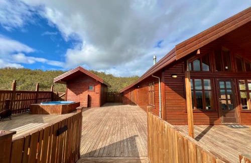 Blaskogabyggd House | Private cottage on Golden Circle with hot tub