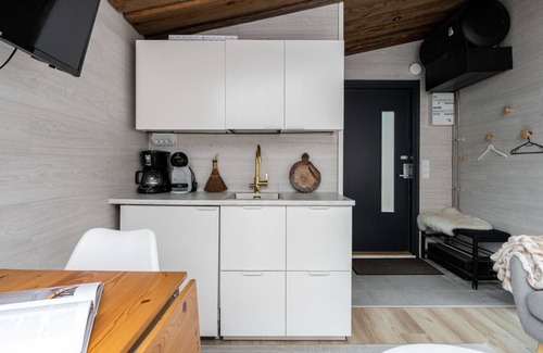 Jamsa Cabin | Private & Cozy Suite on Himosranta with Lake Views