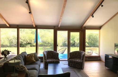 Jackson House | Idyllic Creekside Retreat Just Steps from the Heart of Town