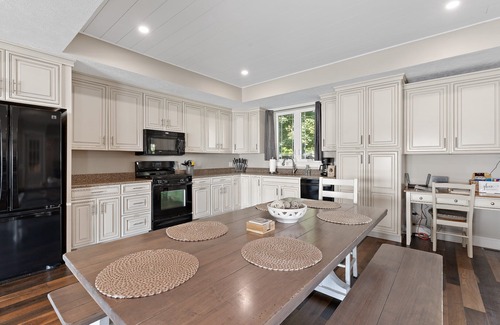 Bass Lake House | Ultimate Retreat with Private Dock and Game Room Access