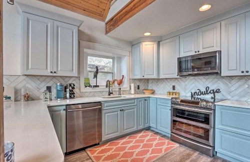 Roach House | Ideal Lake of the Ozarks Hideaway with Private Dock
