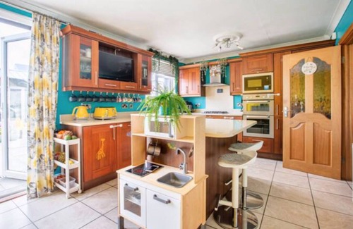 Dublin House | Cozy Double Room for Two in Kilnamanagh, Dublin 24