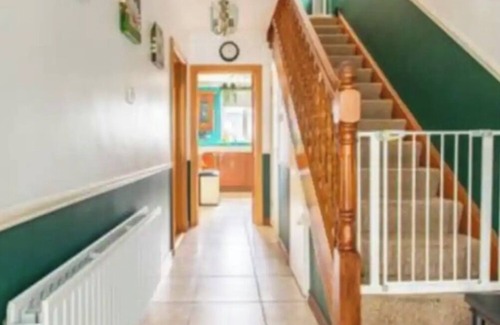 Dublin House | Cozy Double Room for Two in Kilnamanagh, Dublin 24