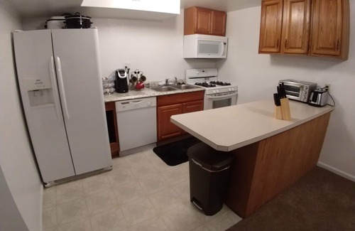 Colorado Springs Apartment | Inviting Downstairs Apartment with Spa and Outside Entrance