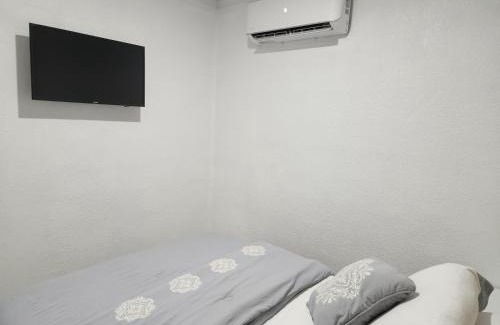 Forest City Apartment | Cozy Private Efficiency for Family-Friendly Getaways