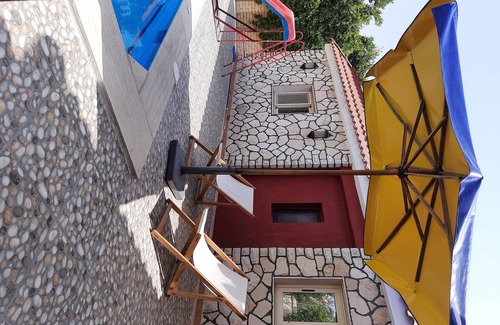 Iking Maryut Villa | Inviting Private Villa with Pool for Perfect Family Getaways