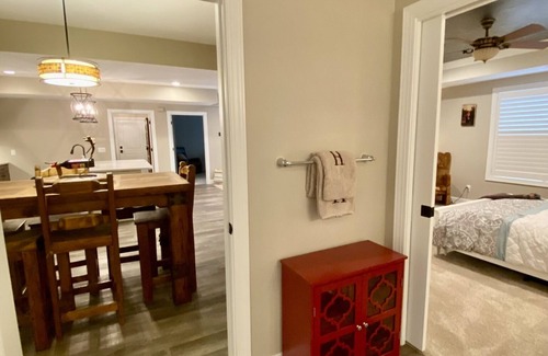 Massillon House | Private Entry Suite Near Hall of Fame with Hot Tub & Spa