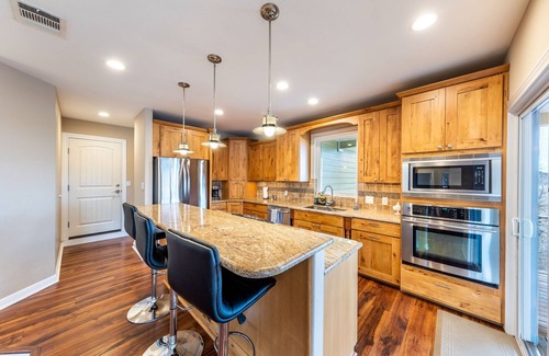 Spicewood House | Ultimate Private Escape with Theater, Water & Game Room