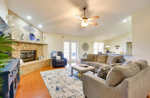 Braden River House | Private Bradenton Estate with Pool on Expansive 10 Acres