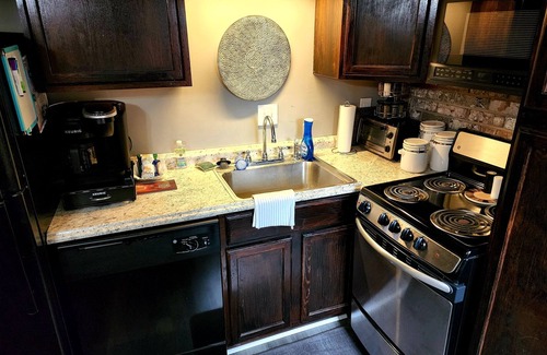 Seymour House | Top-Rated Private Executive Suite with Family-Friendly Amenities
