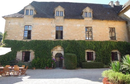 Saint-Medard-de-Presque House | Private room in a castle