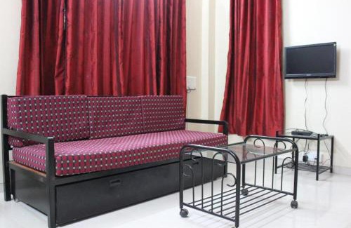 Nandanwan Villa | Private Garden Bungalow, Main Road Connected - Om Bungalow, Happy Stay, Mahabaleshwar