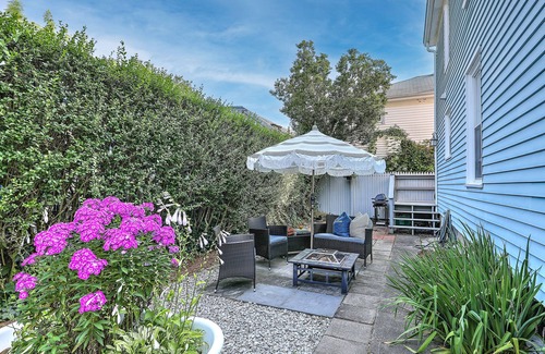 Off Broadway Apartment | Discover a Private Retreat in Downtown Newport